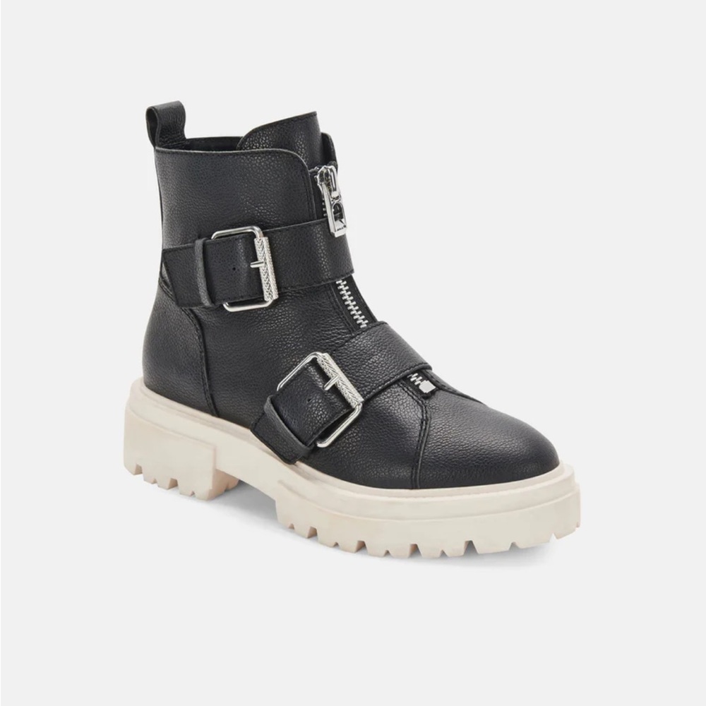 DOLCE VITA Avari Buckled Engineer Lug‎ Sole Booties 8.5M, F 646